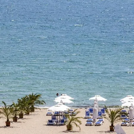 Design In Atlantis Resort&spa, Airport *