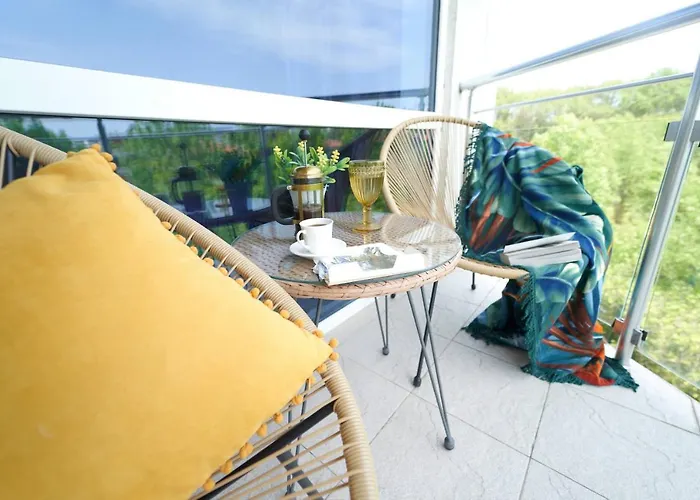 Design In Atlantis Resort&spa, Airport Apartment Burgas City